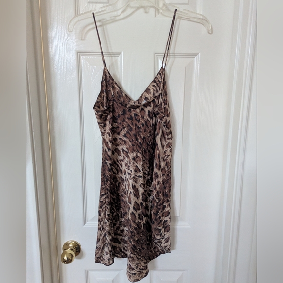 3/$30 Vintage 100% Silk Paula Carbone Chemise Leopard Print - Picture 4 of 5